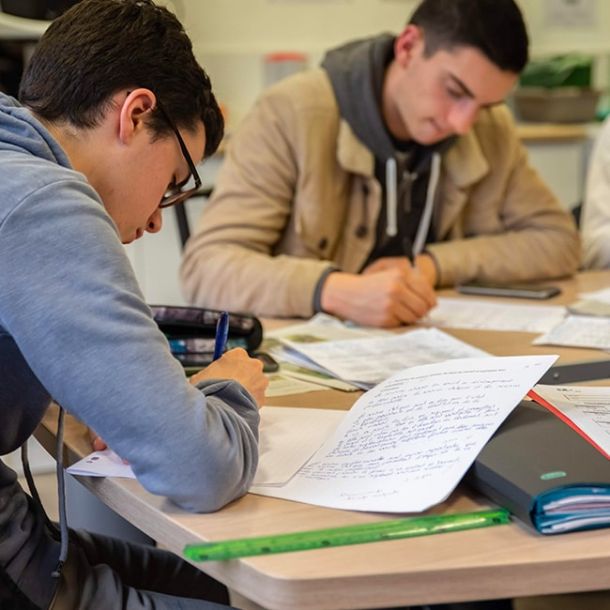 Venez découvrir les IUT normands !